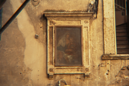 Madonna Della Speranza Copia Dell'immagine Venerata Nel Santuario Omonimo Di Giuliano Di Roma Edicola In Via Consolare N. 78